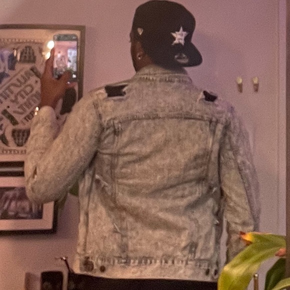 Vintage denim jacket - Picture 3 of 3